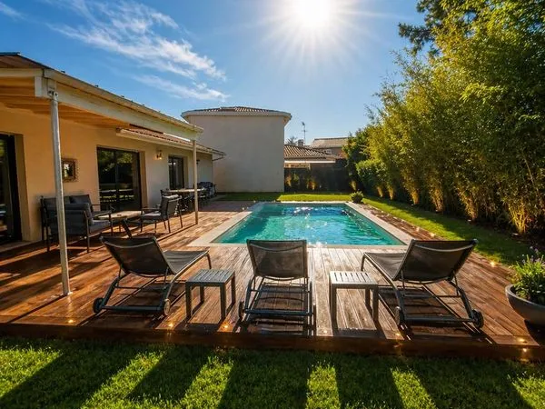 Rare Plain-Pied avec piscine, grand jardin, sans vis à vis Mérignac, proche tramway