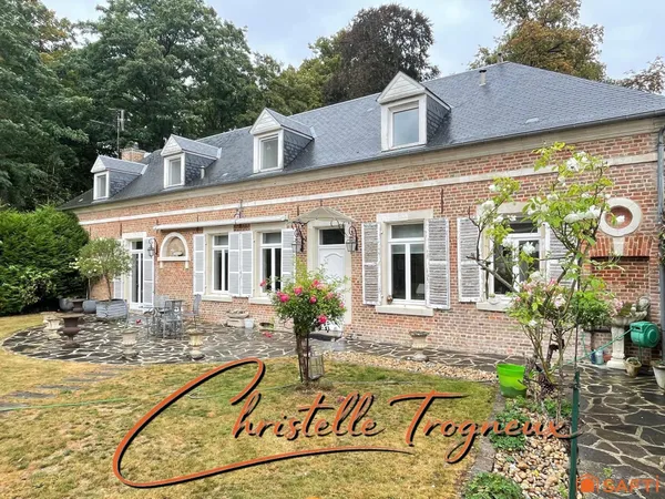 Très belle maison de charme d'environ 200M2
