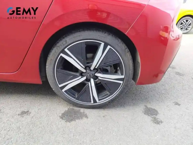 Peugeot 308 puretech 130ch s&amp;s eat8 — photo 11