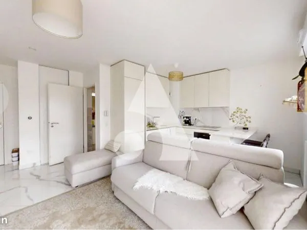 Résidence calme et sécurisée : Studio meublé - 27 m2