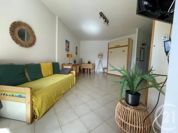 Studio 1 pièce 32 m²