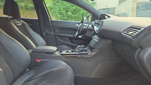 Peugeot 308 SW 1.6 Puretech 225 EAT8 - GT – 2018 – 120980 km – Essence – Boîte Automatique — photo 20