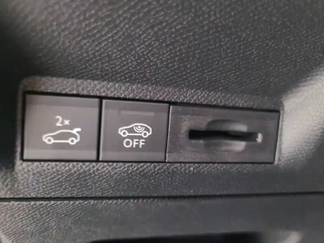 Peugeot 5008 hybrid 145 ch e-dcs6 — photo 18