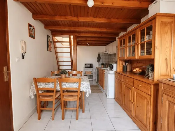 DANJOUTIN, Appartement deux pièces en duplex, 20m²