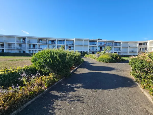 Pointe du Conguel : Souplex à rénover de 137 m²