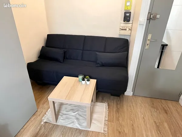 Location : Studio Rue Bachelet, Proximité Sacré-Coeur