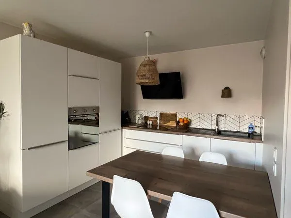 À VENDRE - T2 de 43 m² avec jardin, terrasse et garage