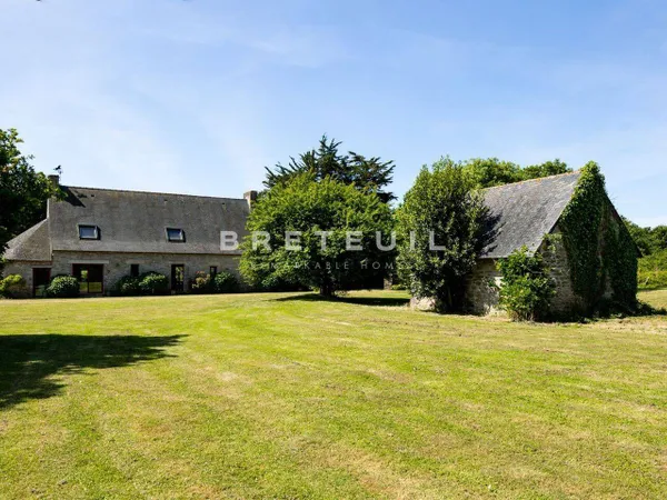 Maison 8 pièces 230 m²