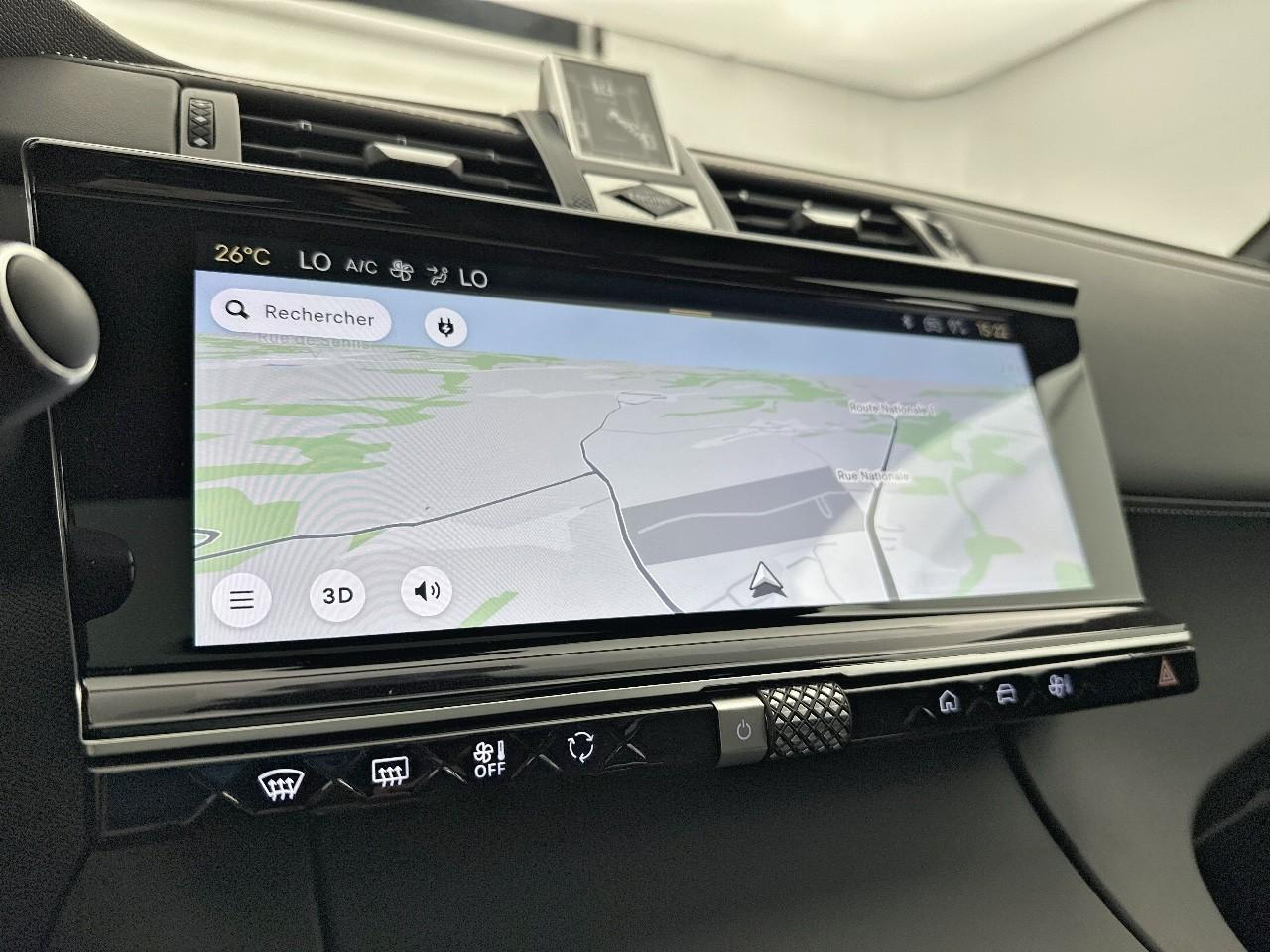 Ds Ds 7 crossback hybride rechargeable e-tense 360 eat8 4x4 performa — photo 13