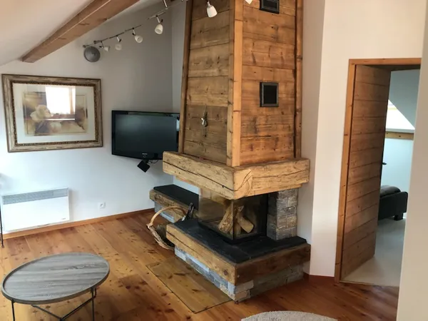Vends maison avec potentiel locatif