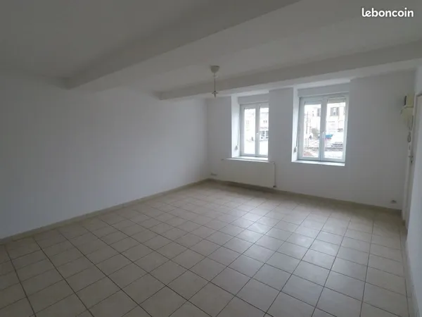 Appartement Location Rimogne 3p 49m² 450€
