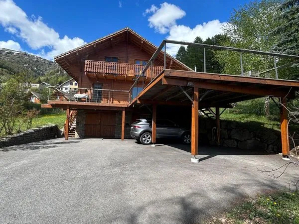 Très beau chalet 126 m² à Saint Michel de Chaillol