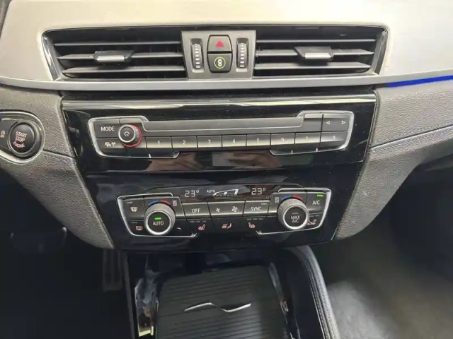 Bmw X2 sdrive 18i 136 ch dkg7 — photo 33
