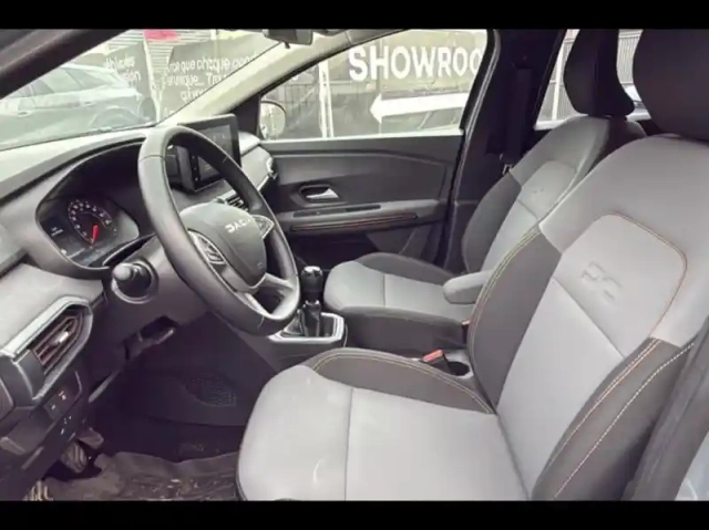 Dacia Jogger 1.0 eco-g 100ch extreme+ 7 places -24 — photo 10
