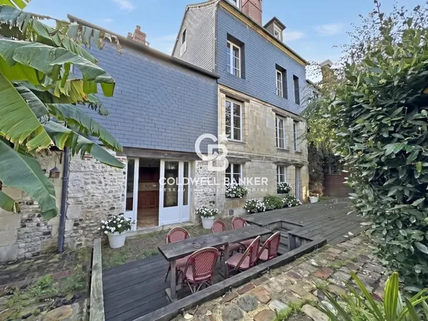 VENTE MAISON XIX EME - TERRASSE JARDIN - CENTRE HONFLEUR