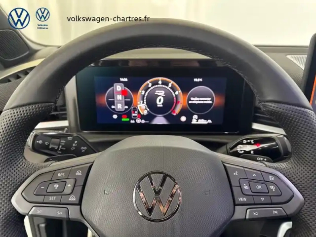 Volkswagen T-Roc 1.5 etsi evo2 hybrid 150 ch dsg7 — photo 12