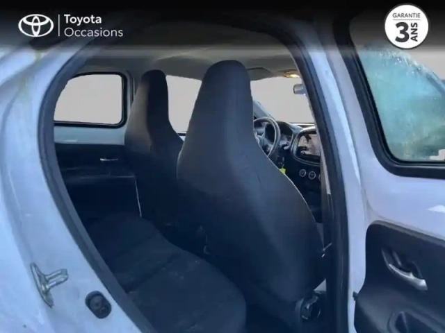 Toyota Aygo X 1.0 vvt-i 72ch dynamic my23 — photo 7