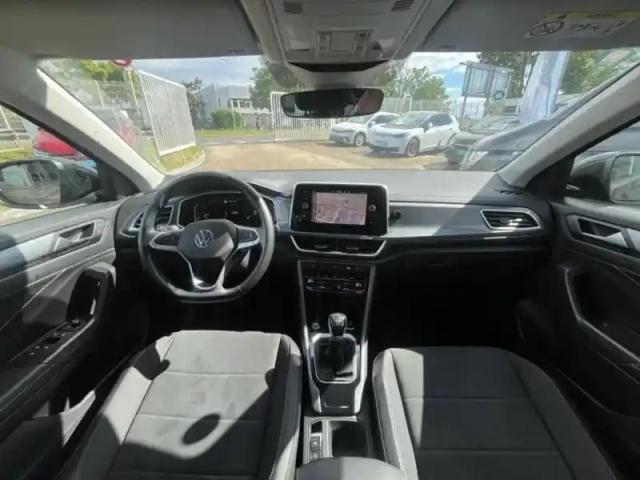 Volkswagen T-Roc 1.5 tsi evo 150ch style — photo 10