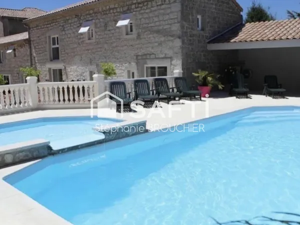 Appartement neuf avec piscine