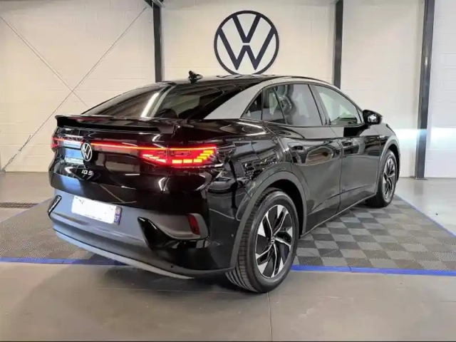 Volkswagen Id.5 77 kwh - 204ch pro performance — photo 3