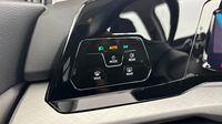 Volkswagen Golf 1.5 eTSI OPF 130ch Life Plus DSG7 — photo 28