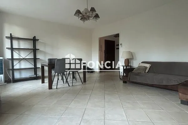 Appartement meublé 4 pièces 99 m²
