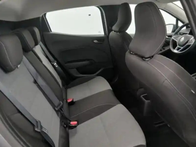 Renault Clio 1.0 tce 90ch evolution — photo 15