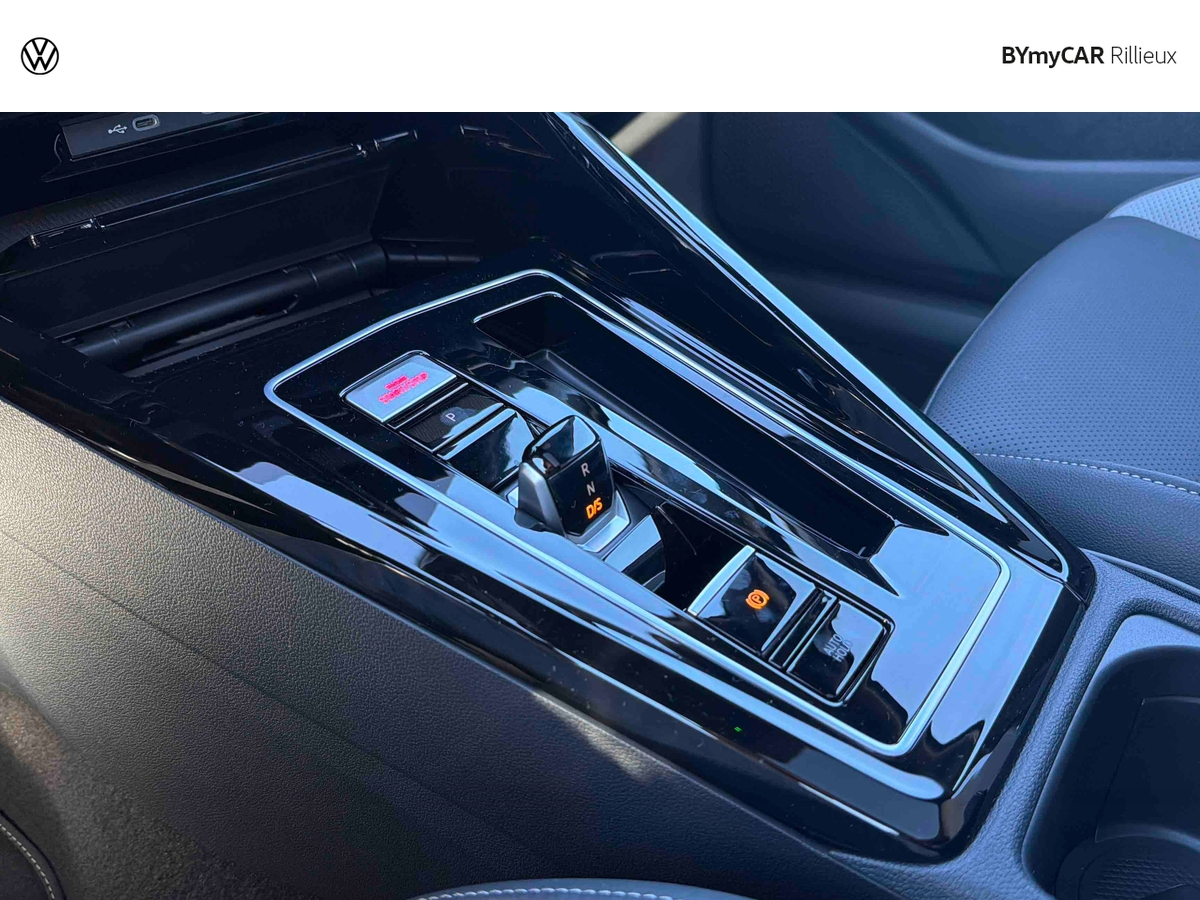 Volkswagen Golf 1.5 eHybrid 272 DSG6 — photo 21