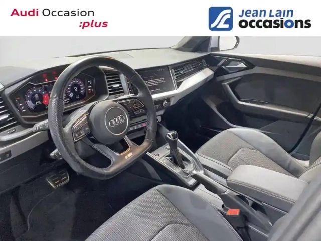 Audi A1 sportback 30 tfsi 110 ch s tronic 7 — photo 11