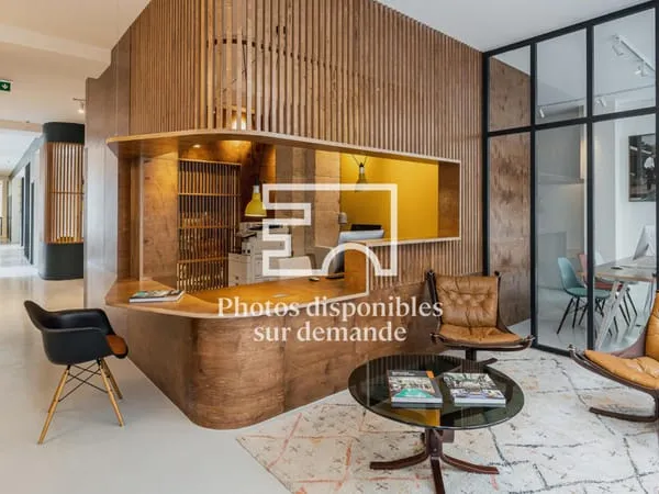 Nantes Bellamy - L'Adresse singulière d'un immeuble mixte en monopropriété avec local commercial, ap