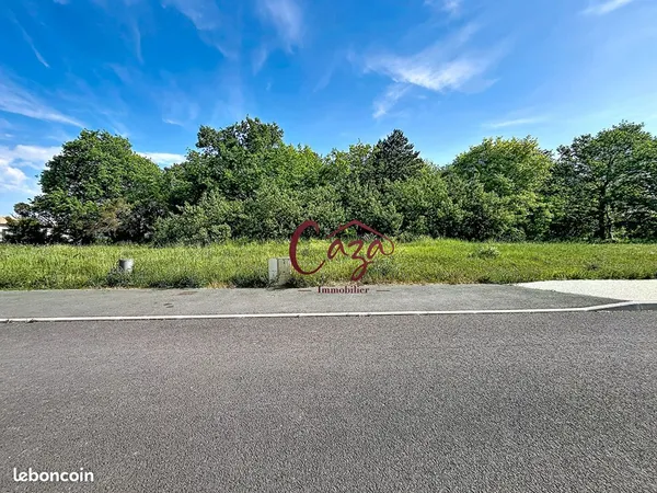 Terrain 904 m² CAMBLANES ET MEYNAC