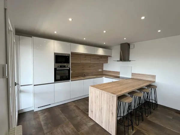 Appartement 3 pièces 77 m²