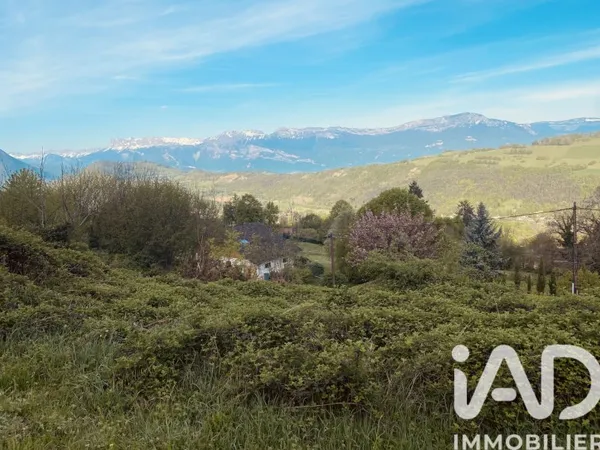 Terrain 2371 m²