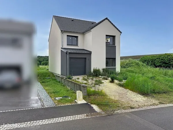 Maison neuve sur terrain de 8 ares, norme RE2020, 3 chambres
