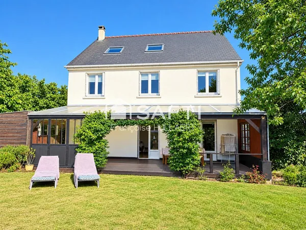 Maison 7p - bourg de Theix-Noyalo
