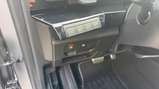 Renault Austral 1.2 DIG-T 200 Hybrid 2WD Xtronic - Iconic Esprit Alpine – 2023 – 94427 km – Hybride essence – Boîte Automatique — photo 12