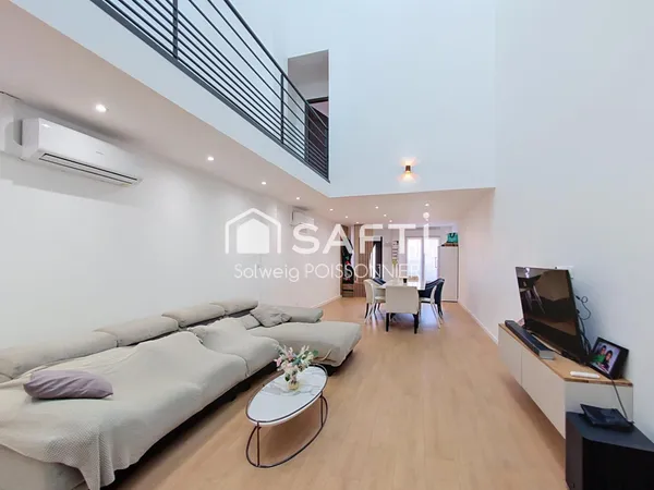 Maison rénovée de 145 m² avec jardin - Ceintrey