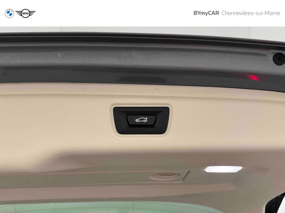 BMW Touring 318i 156 ch BVA8 — photo 18