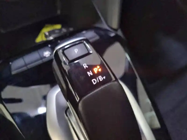 Opel Corsa electrique 136 ch &amp; batterie 50 kwh — photo 21