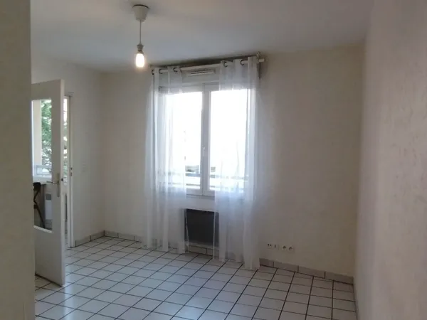 Loue appartement - 24m²