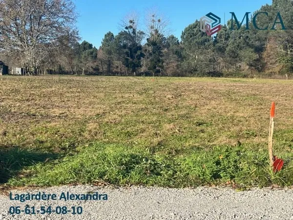 Terrain 1000 m²