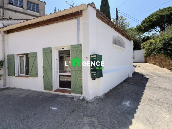 Maison Mitoyenne 1 coté 55m2 proche centre ville