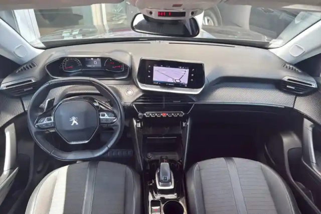 Peugeot 2008 puretech 130 s&amp;s eat8 — photo 46