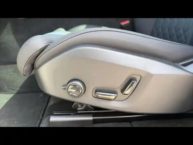 Volvo Xc60 t6 hybride rechargeable 253 + 145ch ultra style dark geartronic 8 awd — photo 14