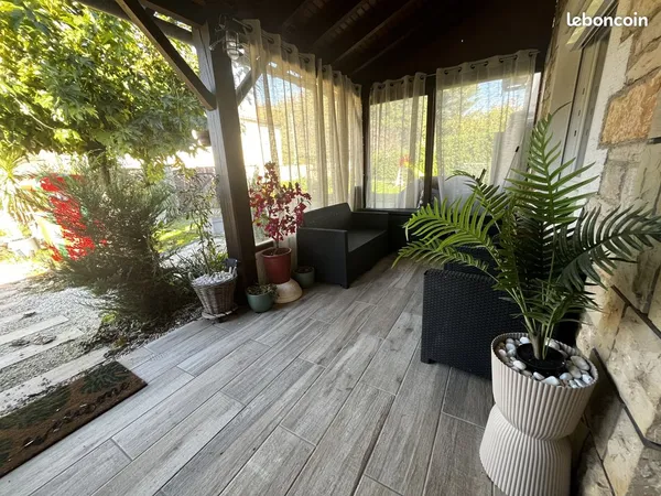 Maison 6 pièces 140 m²