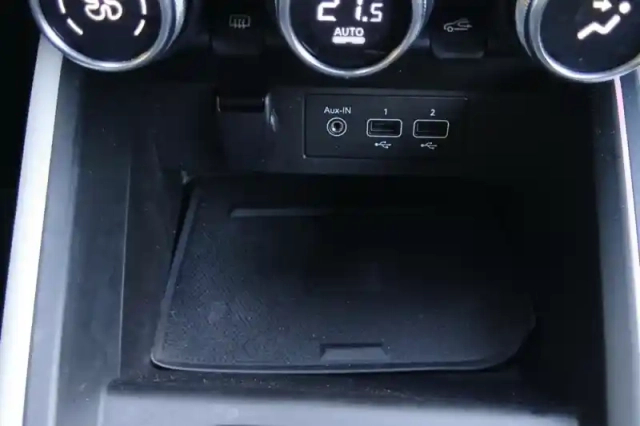 Renault Clio tce 90 - 21n — photo 23