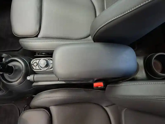 Mini Mini hatch 5 portes cooper 136 ch dkg7 — photo 27