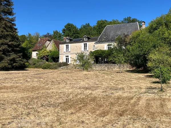 Maison 6 pièces 249 m²