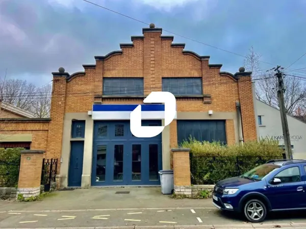 Bureaux 664 m²