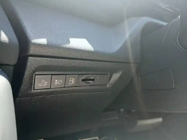 Peugeot 408 plug-in hybrid 240 ch e-dcs7 — photo 23